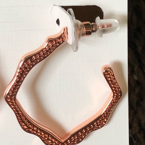 Kendra Scott Pierced Earring Miku Hoops Rose Color - Picture 4 of 6